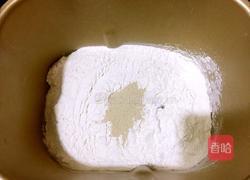 绿豆面包的做法图解2