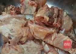 自制熏鸡架的做法图解1