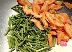 蒜苔炒腊肠的做法图解4