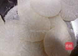 糖醋白萝卜的做法图解2