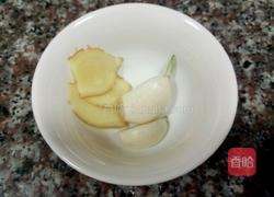 芹菜鸡蛋干的做法图解4