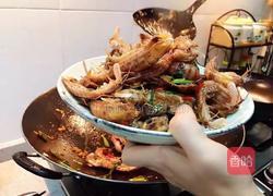 椒盐赖尿虾的做法图解3
