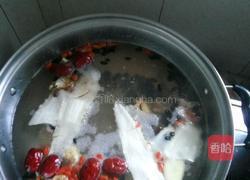 川穹白芷鱼汤的做法图解3