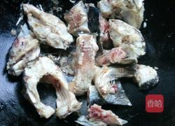 川穹白芷鱼汤的做法图解5