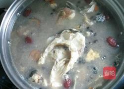川穹白芷鱼汤的做法图解8