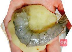 土豆泥虾球的做法图解2