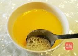 虾仁蒸蛋的做法图解2