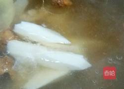 姬松茸山药骨汤的做法图解6