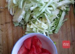 西红柿炒圆白菜的做法图解2