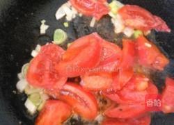 西红柿炒圆白菜的做法图解3