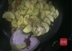 西葫芦炒肉的做法图解8