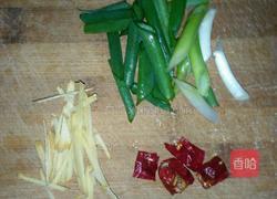 白菜扣肉的做法图解1