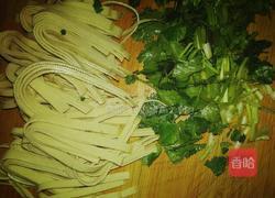 香菜拌豆皮的做法图解2