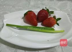 草莓花的做法图解1