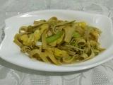 炒鸡蛋豆皮的做法[图]