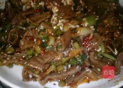 爆炒猪肚猪肠的做法图解3