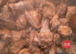 枸杞红枣鸡汤的做法图解4