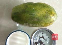 木瓜炖奶的做法图解1