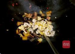 剁椒茄子炒肉的做法图解10