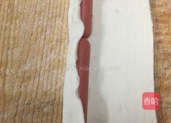 香肠卷的做法图解3