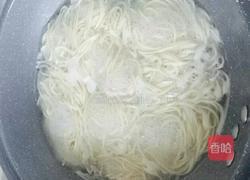 酸辣面的做法图解4