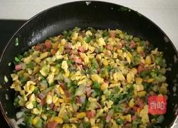 蔬菜蛋炒饭的做法图解3