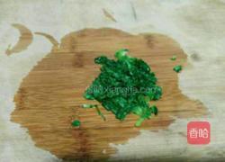 香茹鸡蛋羹的做法图解2