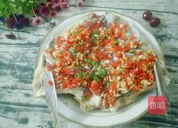 剁椒鱼头的做法图解1