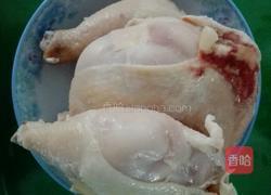 红烧鸡腿土豆片的做法图解1