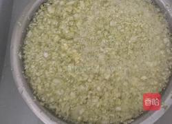 猪肉白菜馅饺子的做法图解5