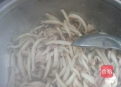 小蘑菇炒肉的做法图解8