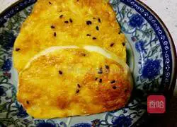 Illustration of how to make golden steamed bun slices (electric baking pan version) 1