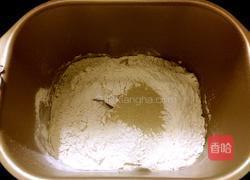 玫瑰花面包的做法图解2