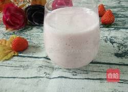 草莓奶昔的做法图解1