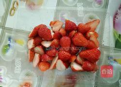 草莓奶昔的做法图解4