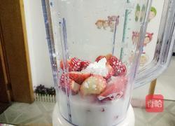 草莓奶昔的做法图解5