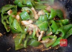 尖椒炒肉的做法图解8