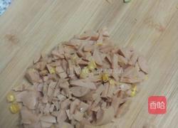 火腿鸡蛋炒饭的做法图解2