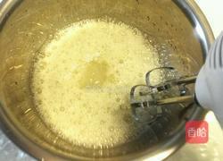 戚风蛋糕的做法图解11