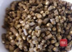 酸豆角炒鸡胗的做法图解1