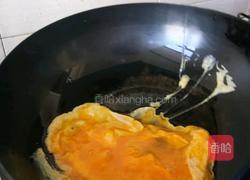 鸡蛋炒番茄的做法图解3