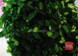 韭菜煎蛋的做法图解1