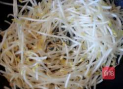 素炒韭菜绿豆芽的做法图解5