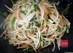 素炒韭菜绿豆芽的做法图解9