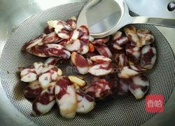 炒腊肠的做法图解4