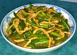 蒜苔炒肉丝