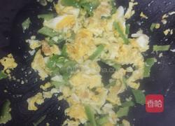 鸡蛋辣椒炒面(自制刀切面^)的做法图解15