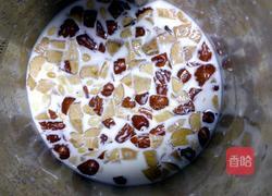 花生红枣牛奶的做法图解5