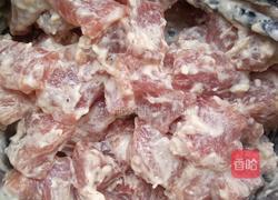 菠萝咕噜肉的做法图解2