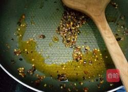 洋葱炒猪耳朵的做法图解4